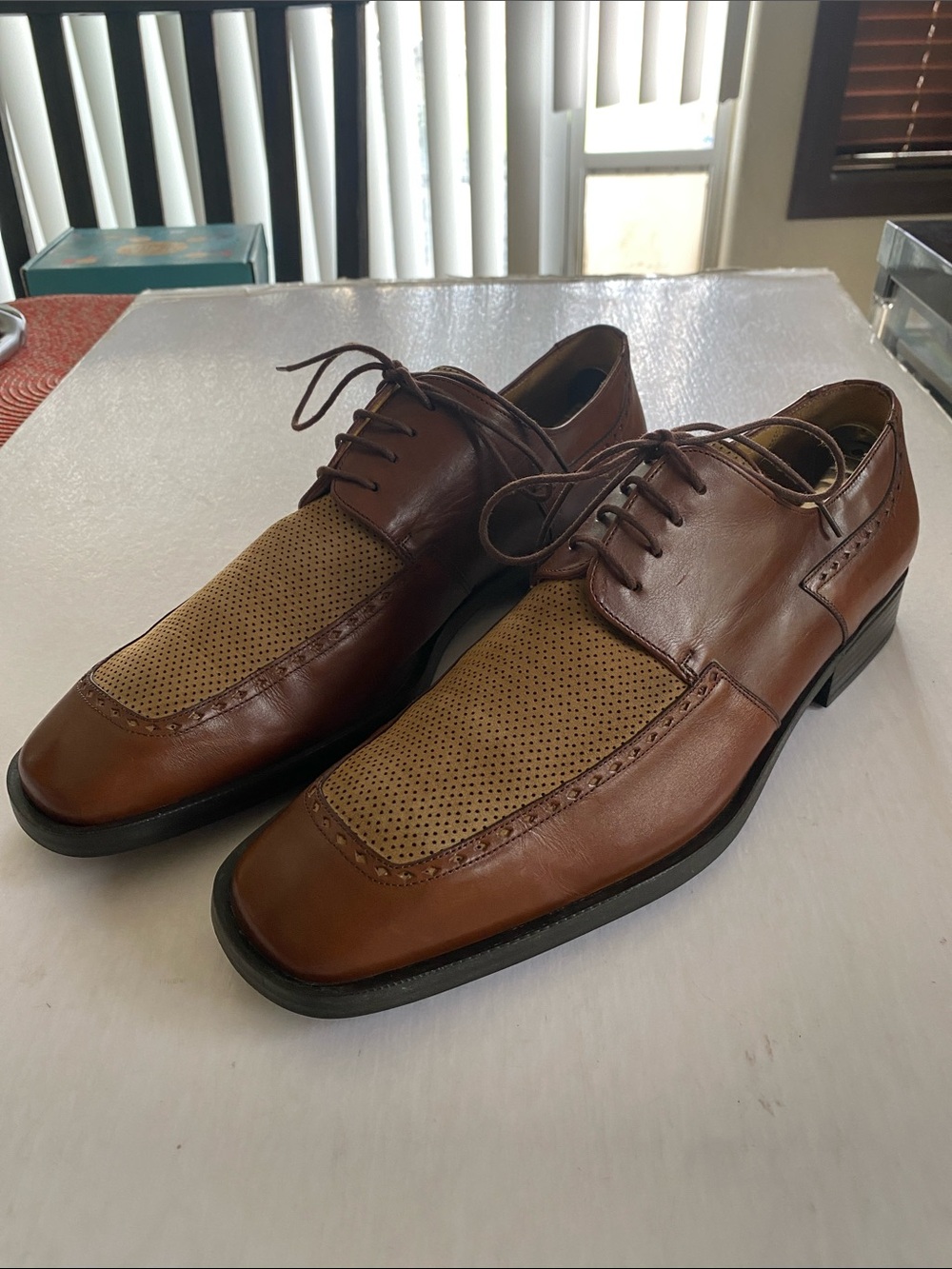 MEZLAN Rico Men’s Brown Leather Two Tone Derby Dress Shoes. Made in Spain.